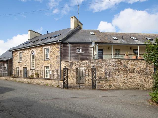 Flat for sale in Wales