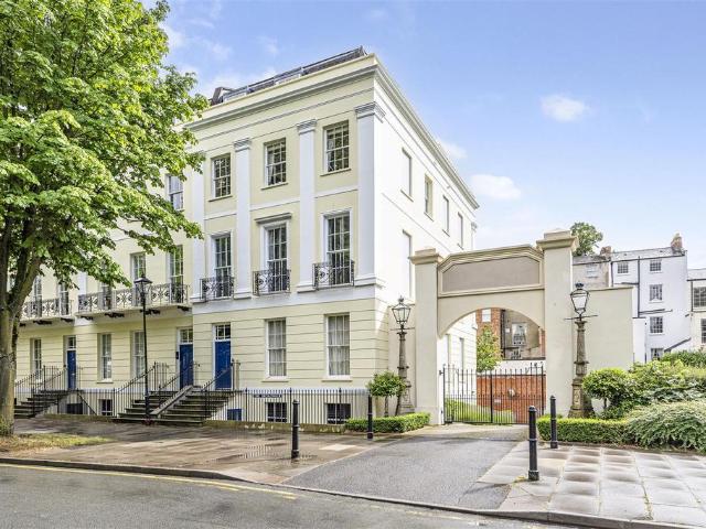 Flat for sale in Montpellier, Golden Valley