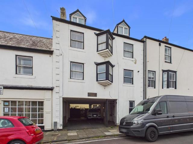 Flat for sale in Tynemouth, North Tyneside
