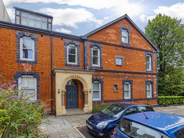 Flat for sale in Falcon Lodge, Wales