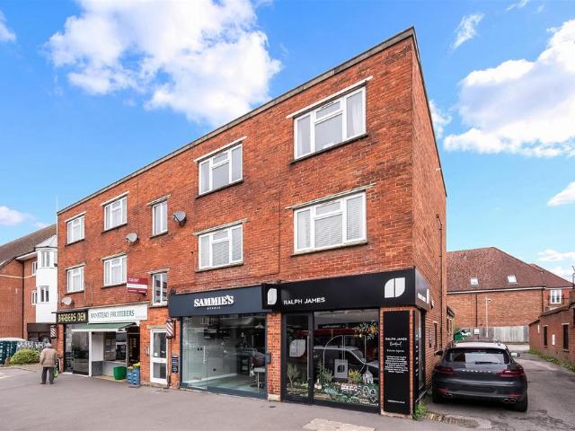 Flat for sale in Nork, Red Hill