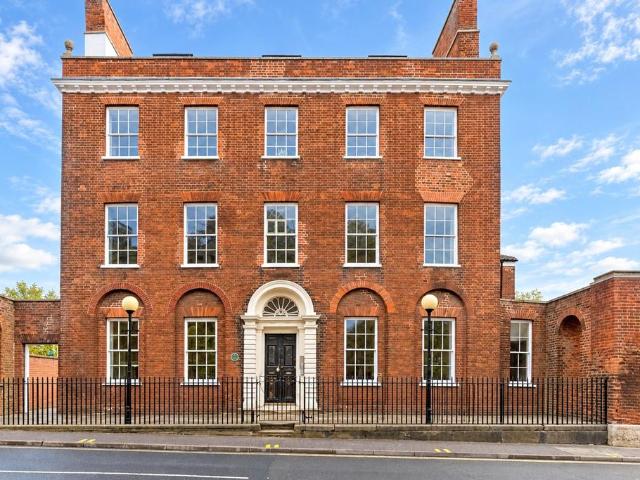 Flat for sale in Lakenham, Norwich