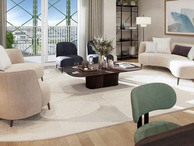 Flat for sale in Oval, Greater London