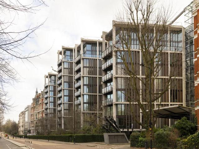 Flat for sale in Knightsbridge, Greater London