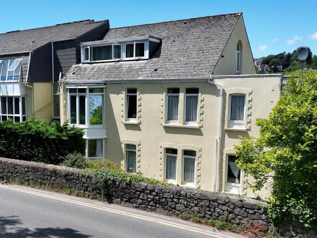 Flat for sale in Rotherslade, Newton