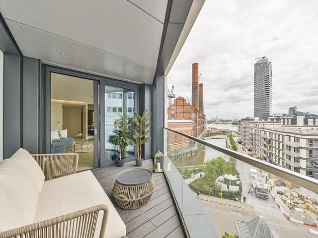 Flat for sale in Sands End, Greater London