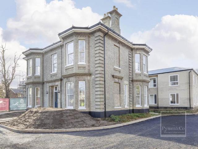 Flat for sale in East Bank, Norfolk
