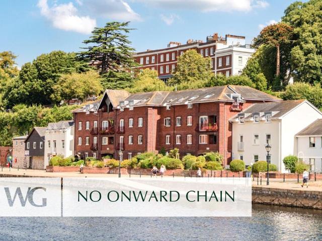 Flat for sale in St Leonards, Watergate