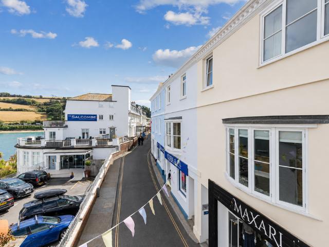 Flat for sale in Strode, Devon