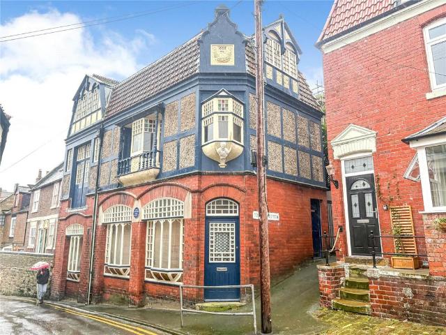 Flat for sale in Whitby, North Yorkshire