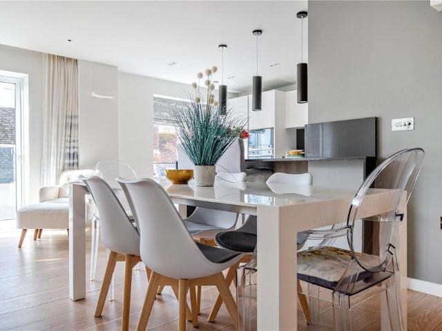 Flat for sale in Marlborough, Easton Royal