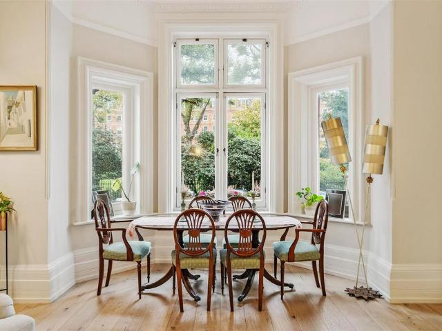 Flat for sale in Chelsea, Greater London