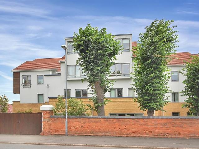 Flat for sale in Barton In Fabis, East Midlands