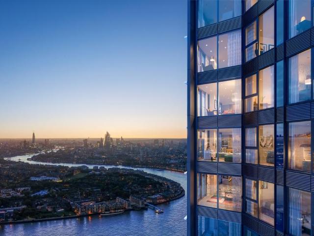 Flat for sale in Canary Wharf, Greater London