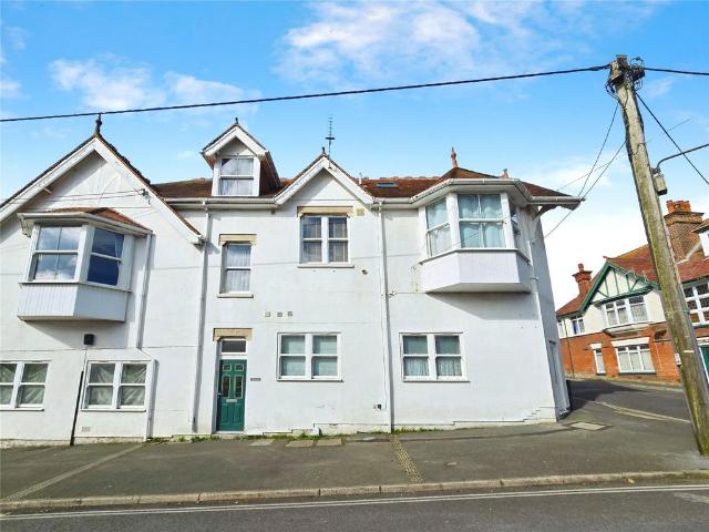Flat for sale in Totland, Isle Of Wight