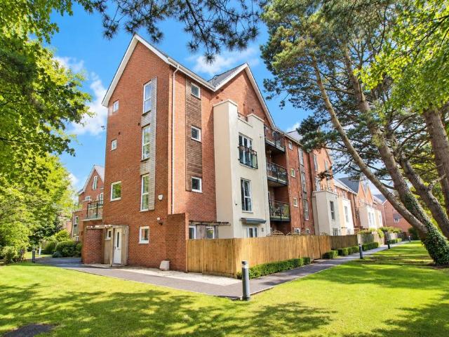 Flat for sale in Banister's Park, City Of Southampton