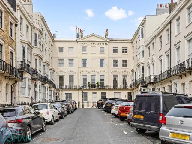 Flat for sale in Kemptown, Brighton & Hove