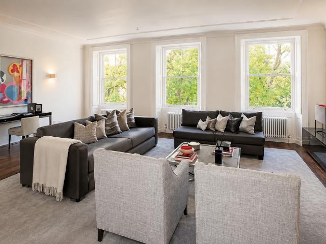 Flat for sale in Pimlico, Greater London