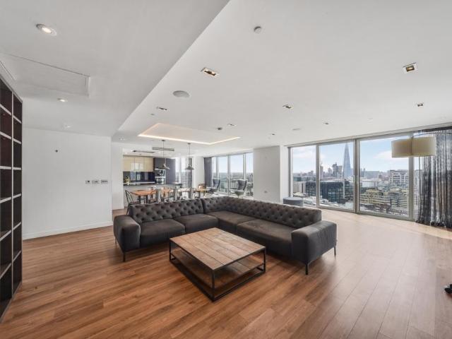Flat for sale in Spitalfields, Whitechapel