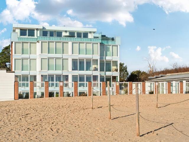 Flat for sale in Sandbanks, Isle Of Man