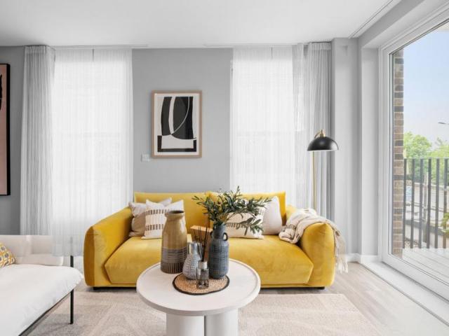 Flat for sale in Glyndon, Plumstead