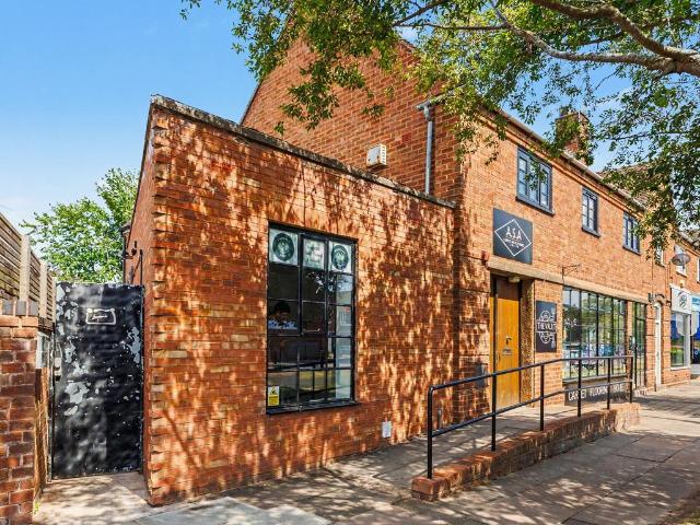 Flat for sale in Wellesbourne, Stratford-on-Avon