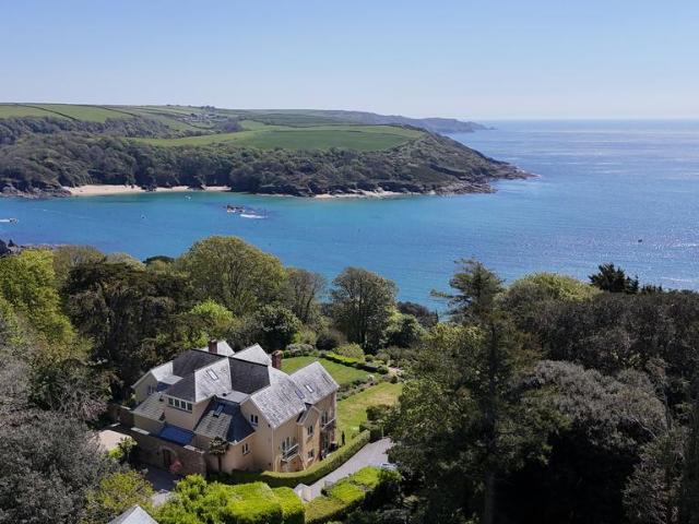 Flat for sale in Strode, Devon