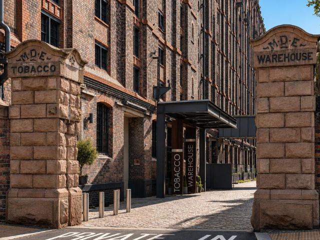 Flat for sale in Calderstones