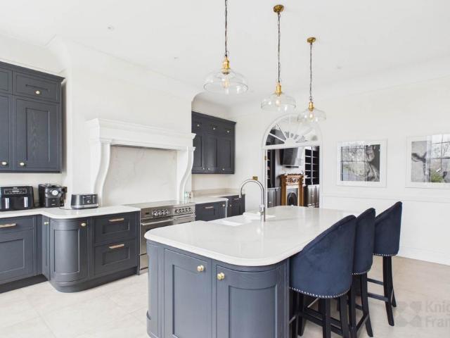 Flat for sale in St. Saviour's Court, Greater London