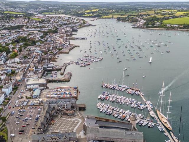 Flat for sale in Falmouth, Cornwall