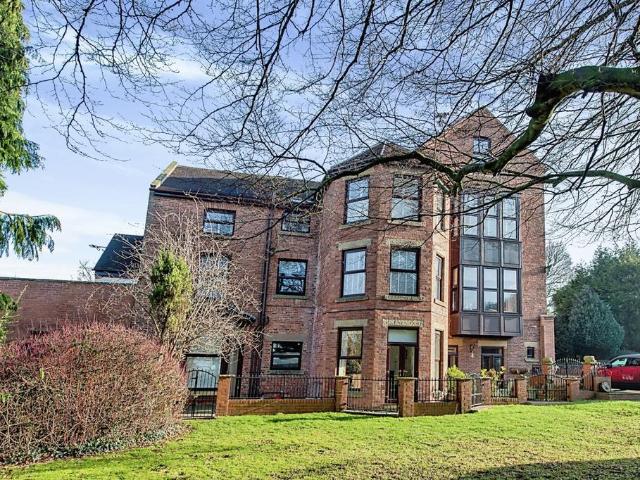 Flat for sale in Wentbridge, West Yorkshire