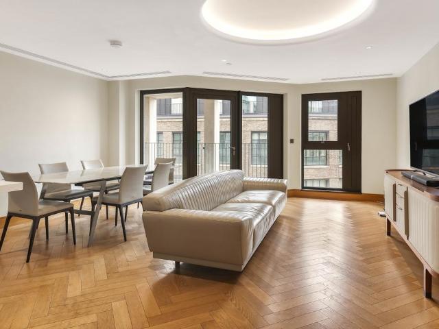 Flat for sale in Greater London