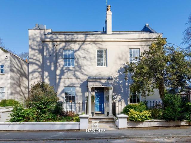 Flat for sale in Milverton, Green Close