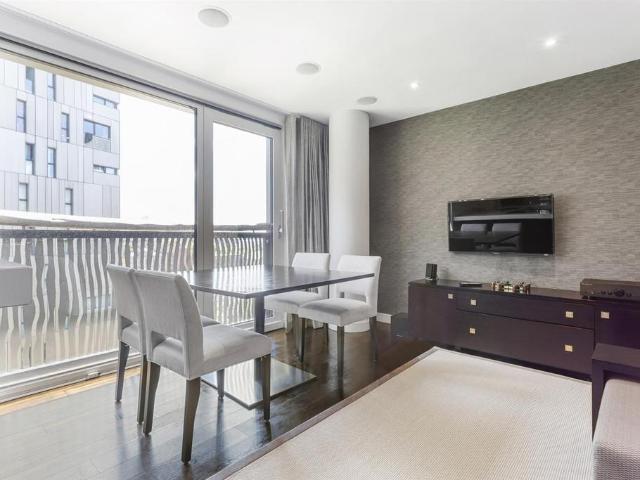 Flat for sale in Pimlico, Greater London