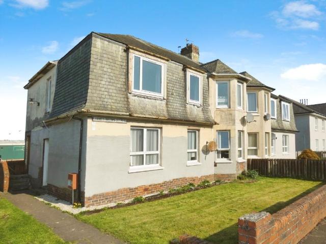 Flat for sale in Ayr, Whitletts