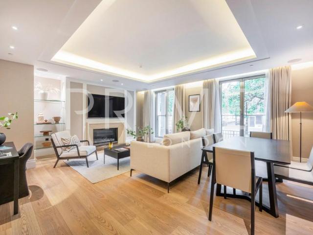 Flat for sale in Belgravia, Greater London