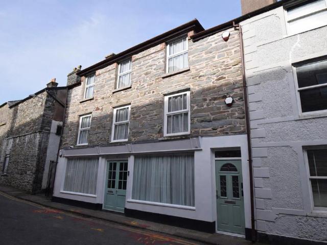 Flat for sale in Bala