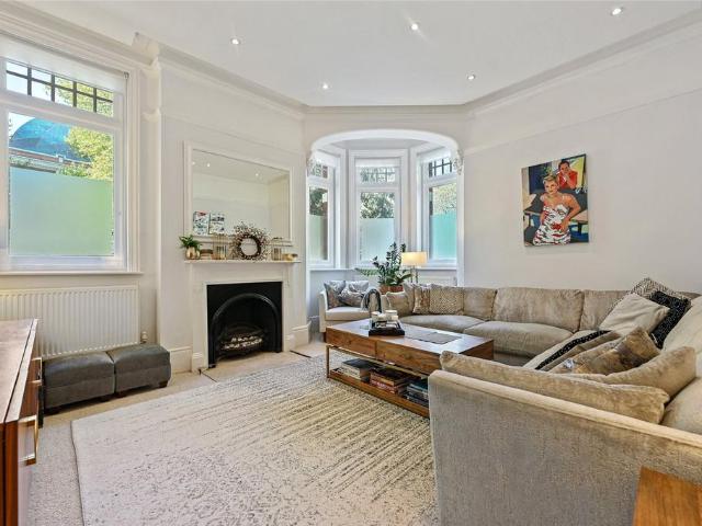Flat for sale in Brook Green, Greater London