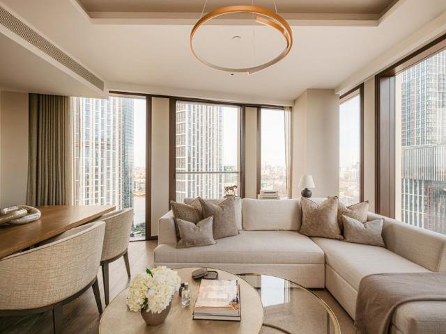 Flat for sale in Nine Elms, Greater London