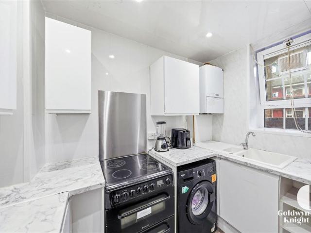 Flat for sale in Greenwich Town Centre, Isle Of Man