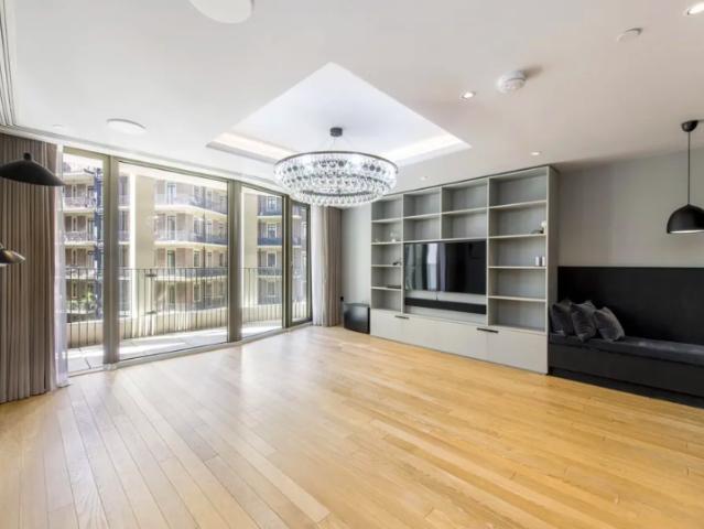 Flat for sale in Greater London