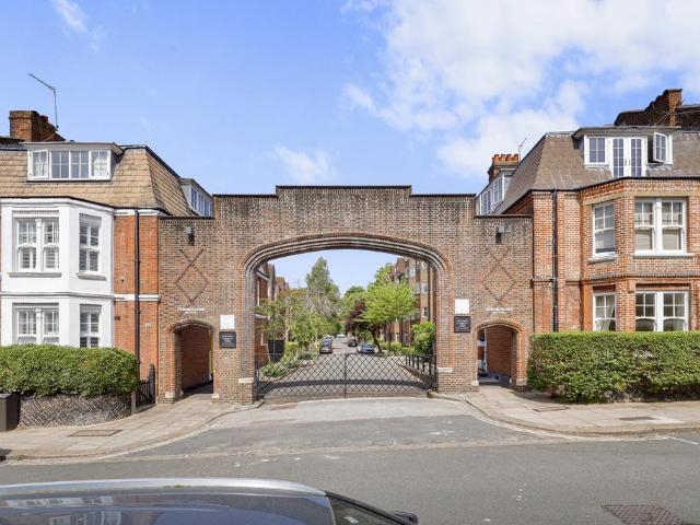 Flat for sale in Belsize Park, Isle Of Man