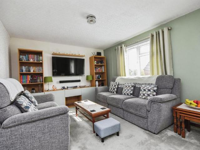 Flat for sale in Chipping Ongar, Epping Forest