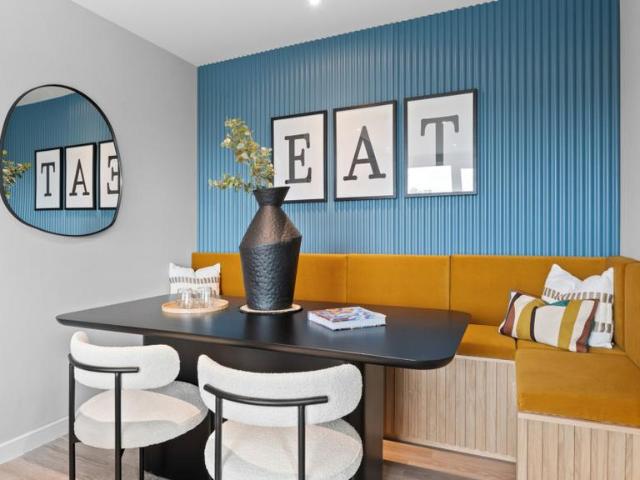 Flat for sale in Glyndon, Plumstead