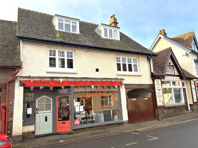 Flat for sale in Porlock, Somerset