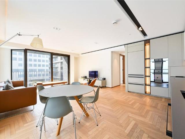 Flat for sale in King's Cross, Greater London
