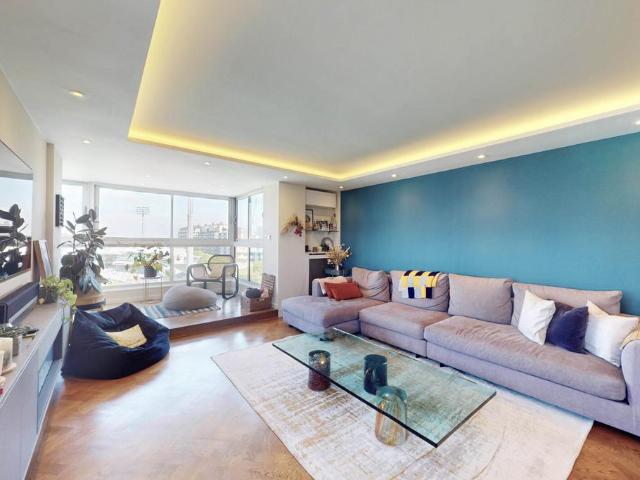 Flat for sale in St. John's Wood, Greater London