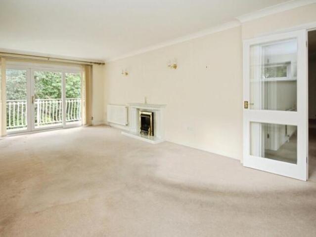 Apartment for sale in Hampshire
