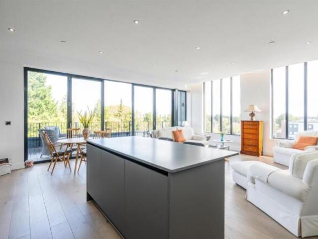 Apartment for sale in West Midlands