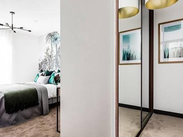House for rent in Lyons, Greater London